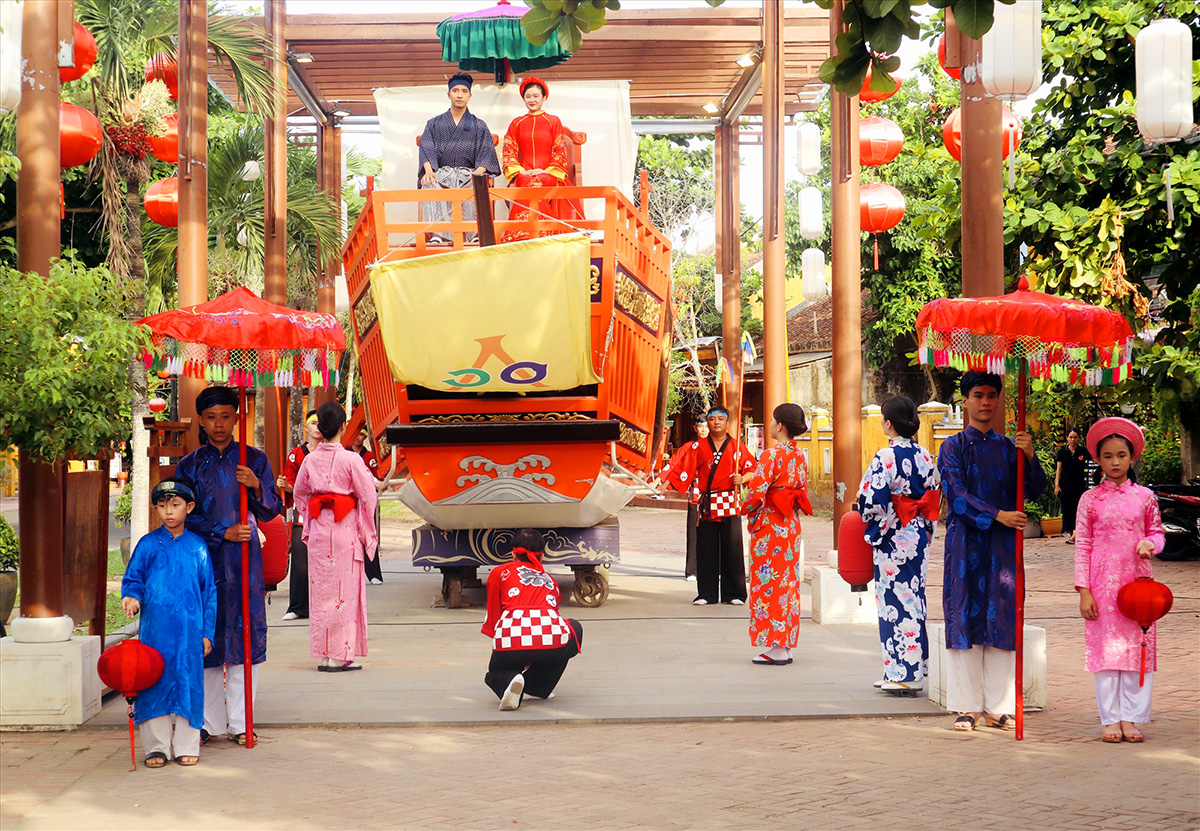 khong gian viet nhat