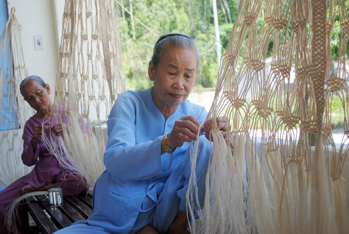 cac nghe nhan o clc dang dan vong ngo dong