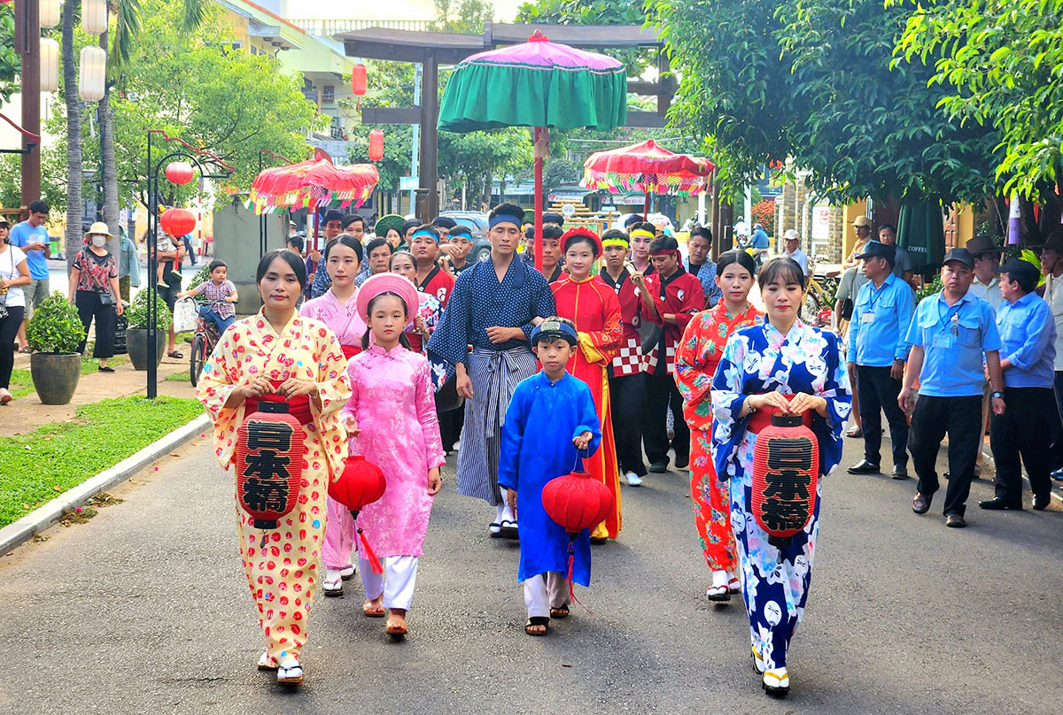 cong nu ngoc hoa