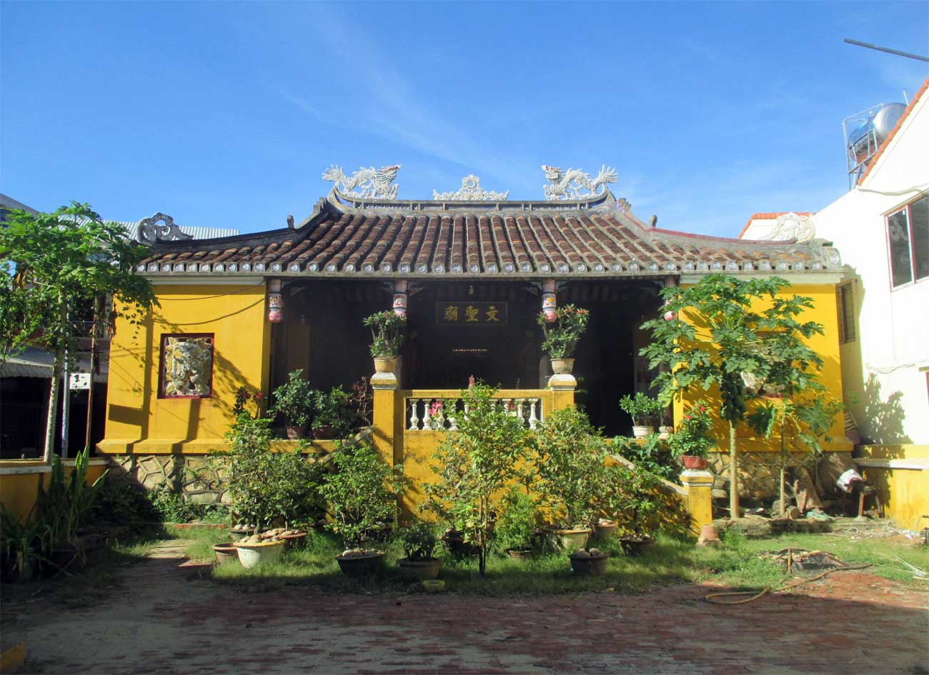 Văn thánh miếu Cẩm Phô hoi an