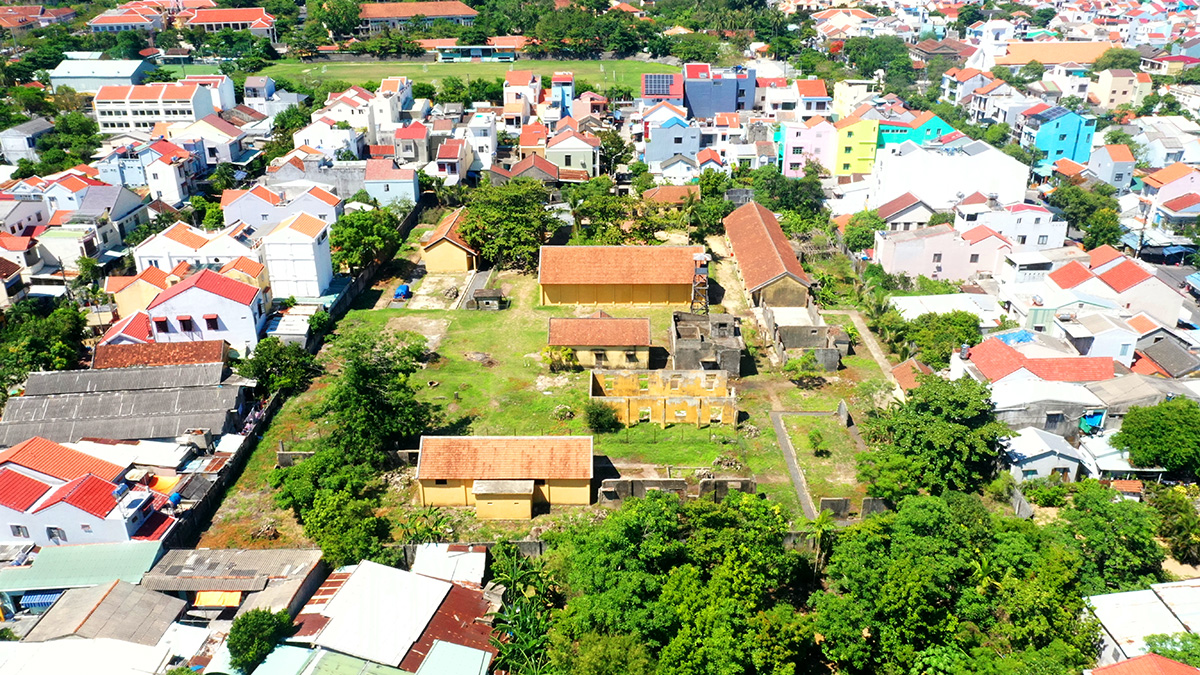 nha lao hoi an