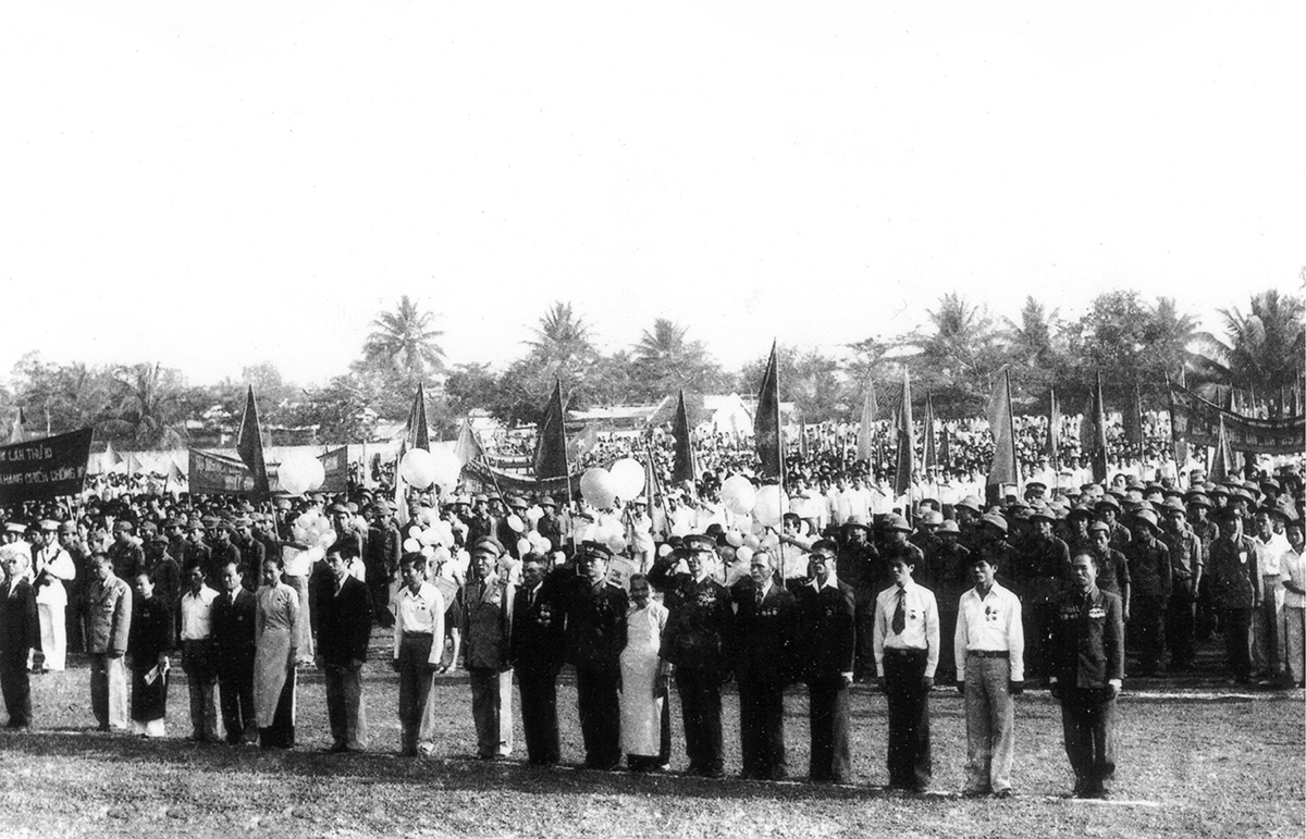 ki mien 10 năm giai phong hoi an